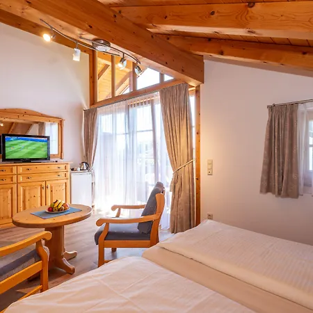 Werdenfels Hotel apartamentowy Murnau am Staffelsee