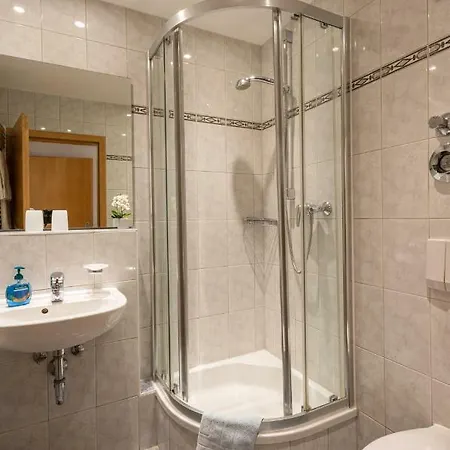 Werdenfels 3*